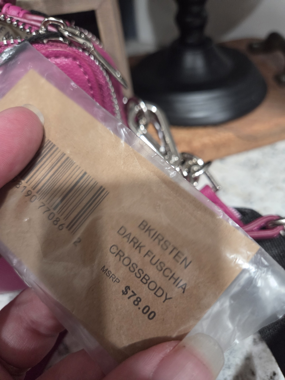Steve Madden Hot Pink Crossbody Bag with Detachable Logo Strap - Picture 4 of 10